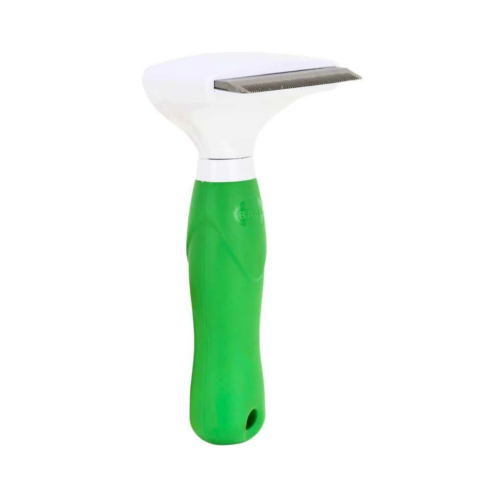 BASIL Pet De-Shedding Comb for Dogs & Cats – Stainless Steel Undercoat Removal Tool, Reduces Shedding & Loose Hair, Easy Clean Fur Release Button